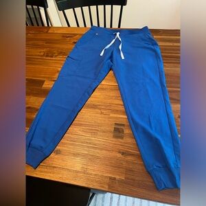 Figs Zamora Royal Blue jogger scrubs size medium